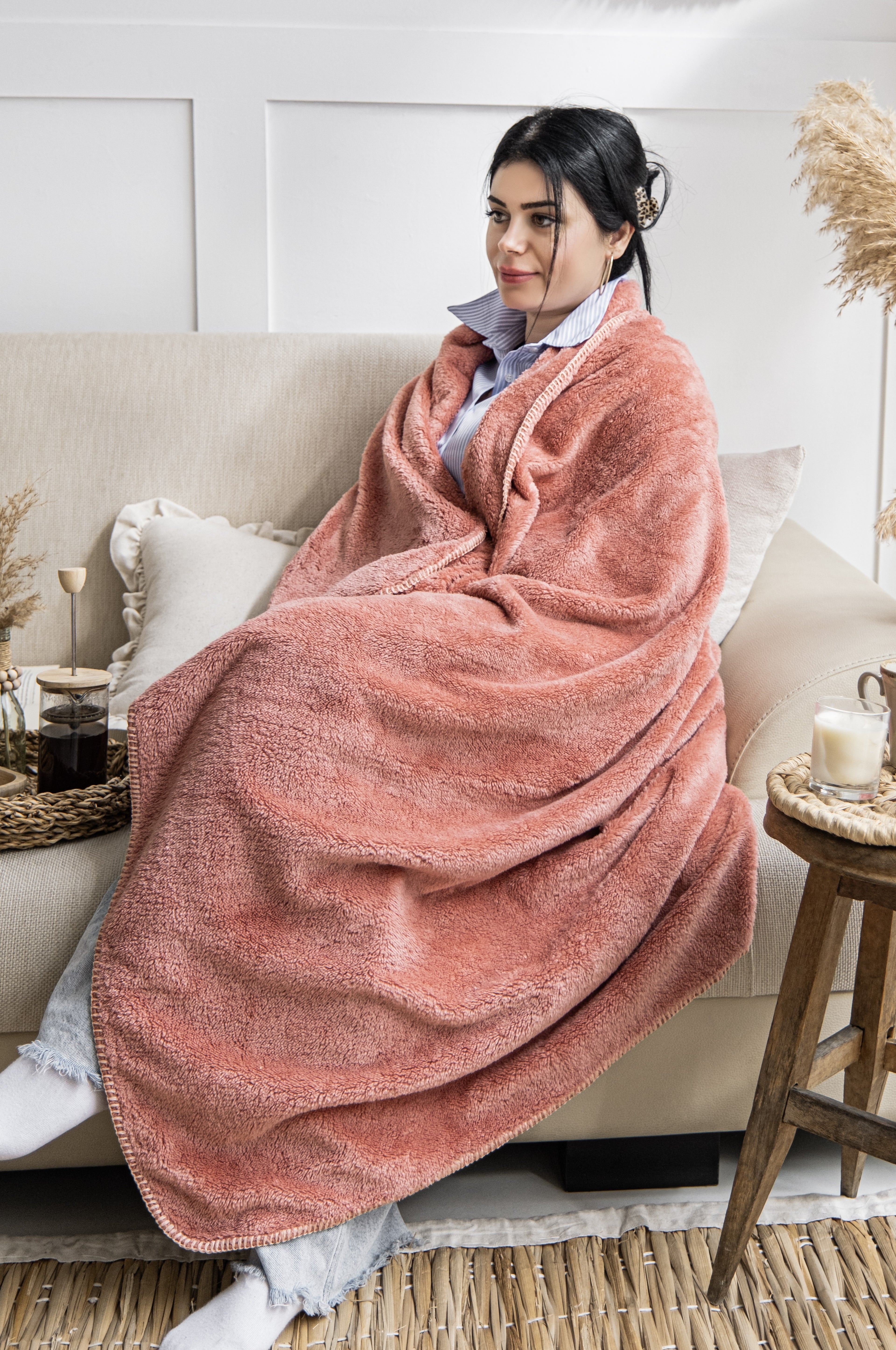 Çoban Dikişli Wellsoft Tv Battaniyesi 130x170 cm | Koltuk Şalı