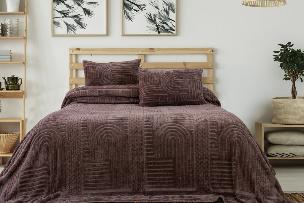 Lüx Jakarlı Mürdüm Yatak Örtüsü Seti Çift Kişilik Yastık Kılıflı | 230x240 cm