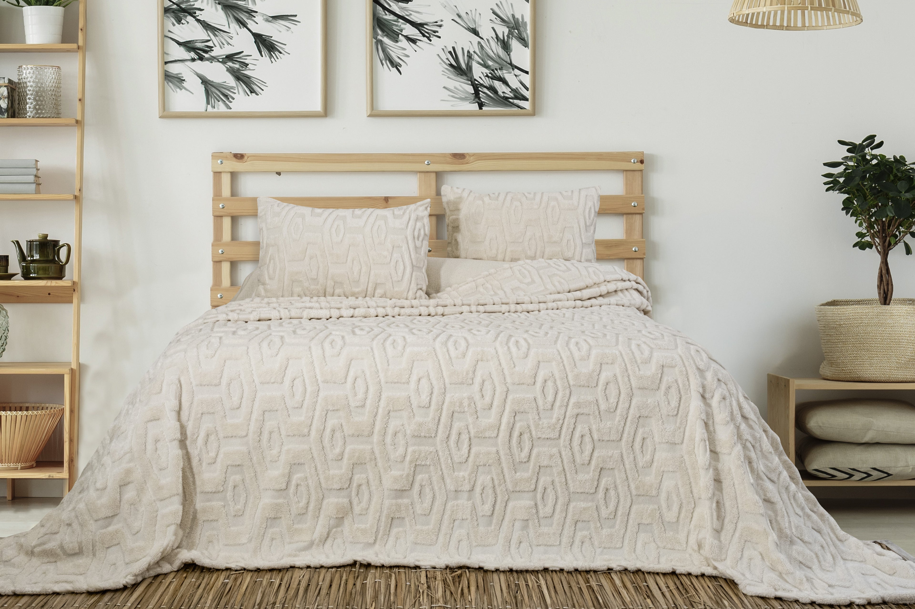 Lüx Jakarlı Ekru Yatak Örtüsü Seti Çift Kişilik Yastık Kılıflı | 230x240 cm