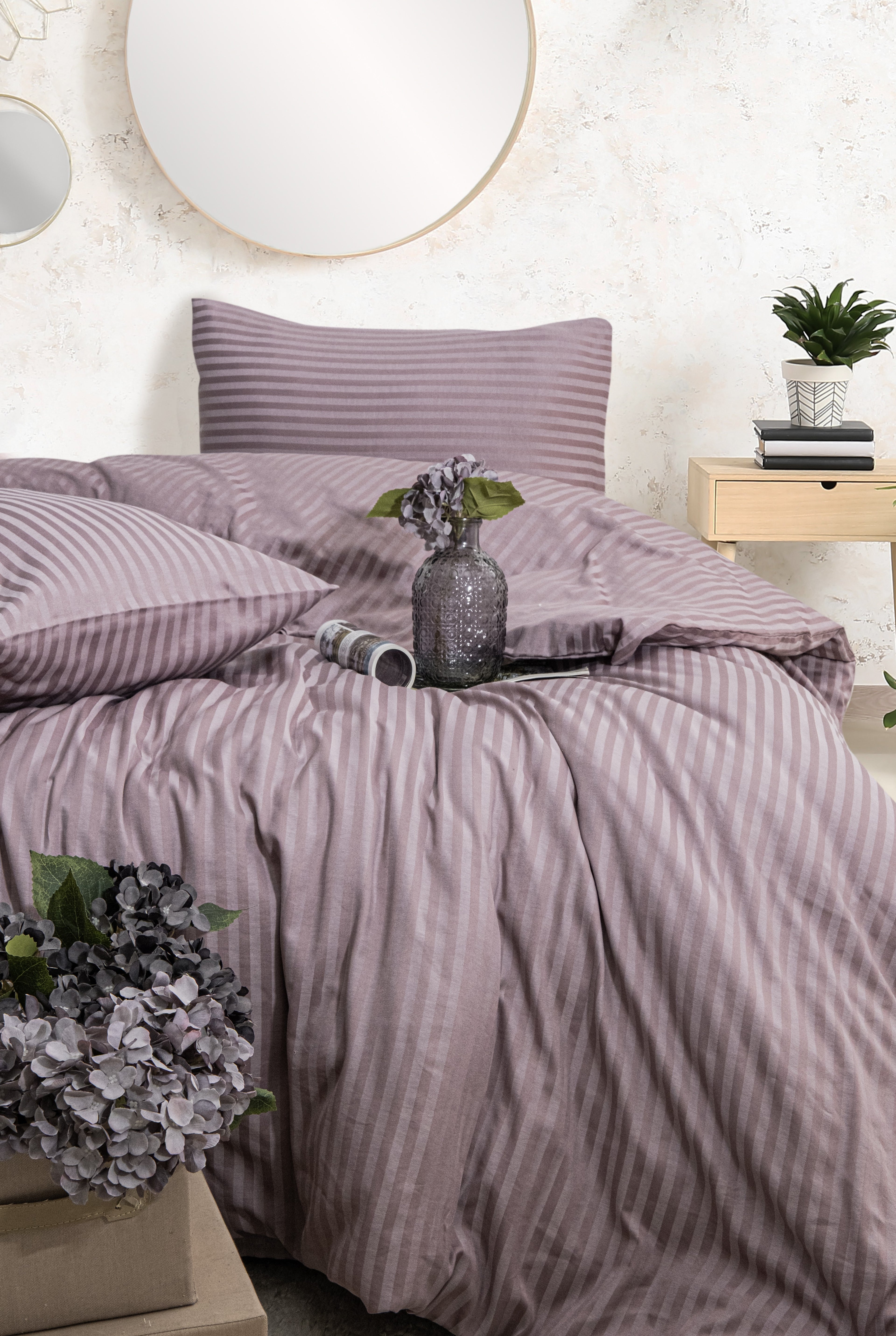 Çift Kişilik Mürdüm Çizgili Saten Nevresim Takımı