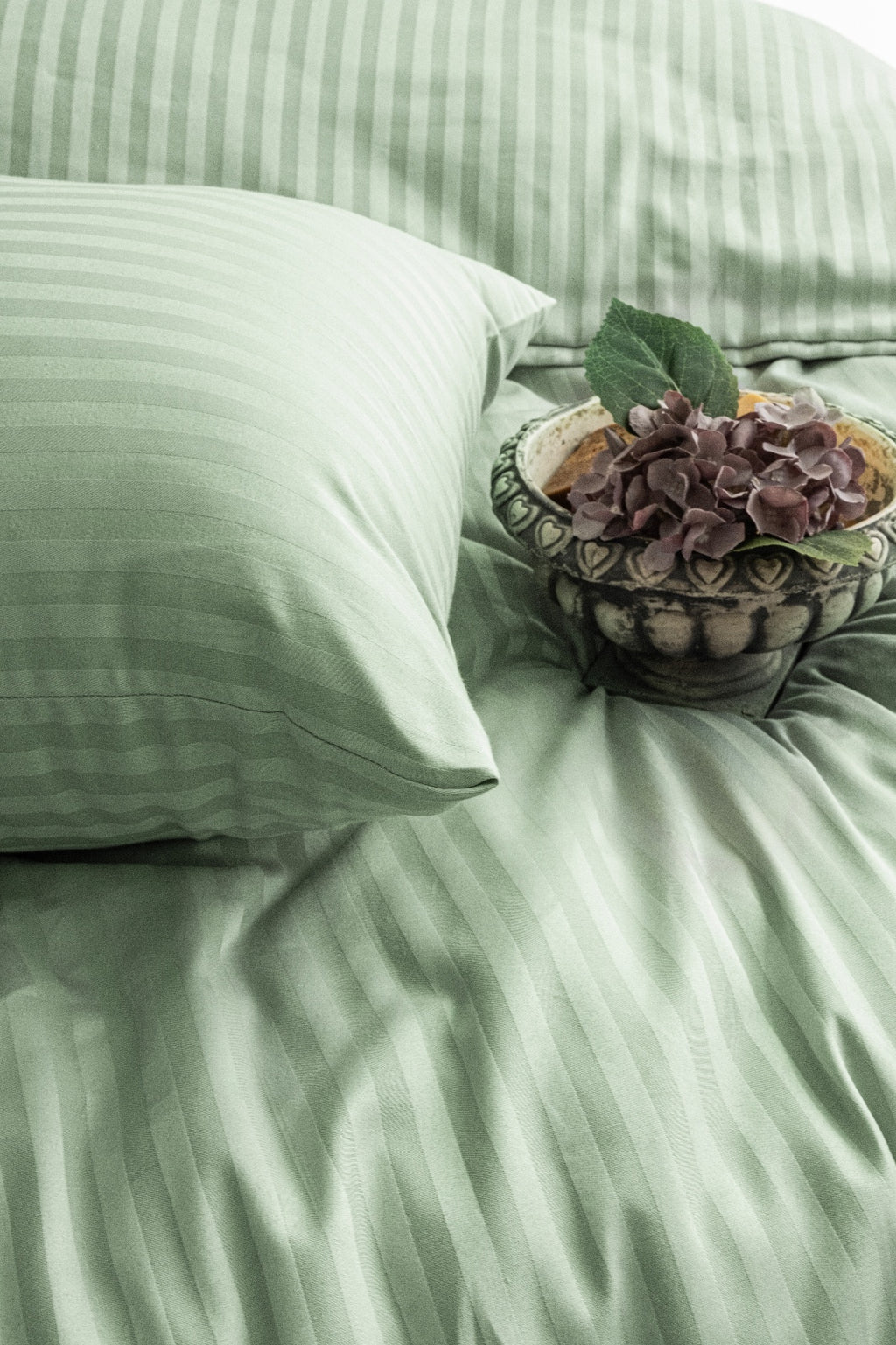 Tek Kişilik Yeşil Çizgili Saten Nevresim Takımı